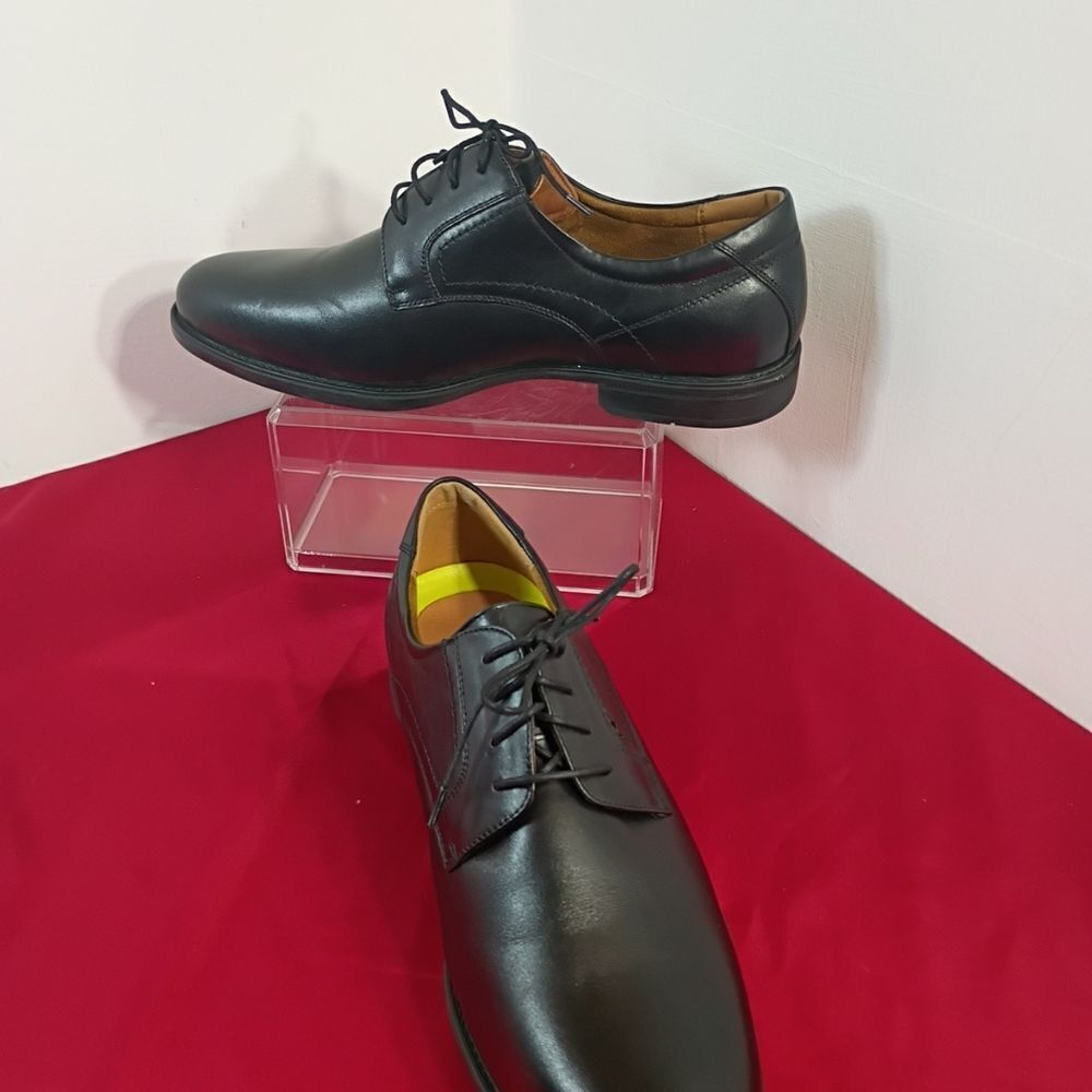 Florsheim Comfortech Mens SZ 13 EEE Black Leather Oxfords 11576-001.